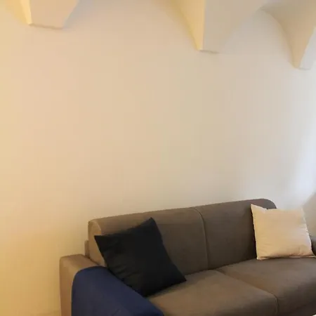 Al Castello Апартаменты Тренто